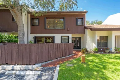 3339 Oak Dr 1