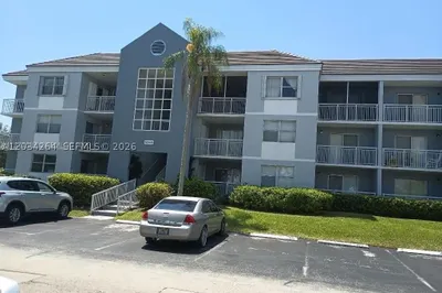 8540 SW 212th St #202 1