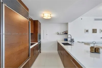 465 Brickell Ave #3905 1
