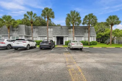 424 NW 70TH Avenue #121 1