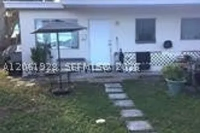 3477 NE 13th Ave #B 1