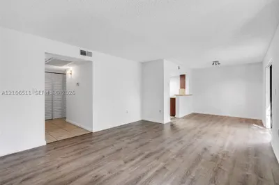 3229 Coral Lake Dr #3229 1