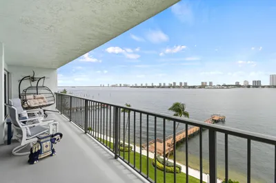 3040LakeShoreDr#705_34