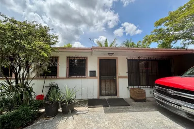 5300 SW 103rd Pl 1