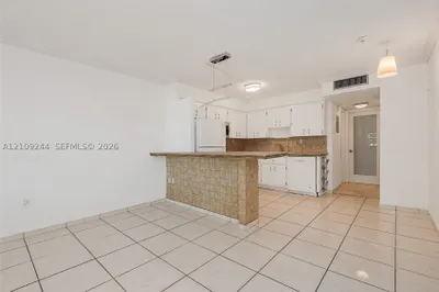 4011 N Meridian Ave #43 1