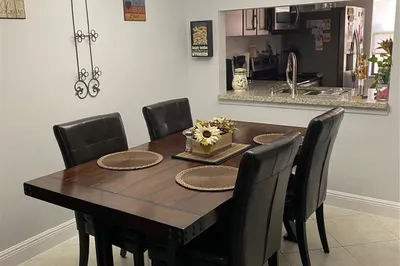 10130 Sunrise Lakes Blvd #311 1