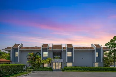 9231 SW 87 Avenue #C7 1