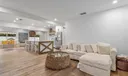 220 Hampton Ln Photo