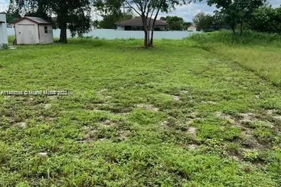 220xx SW 122 Ave 1