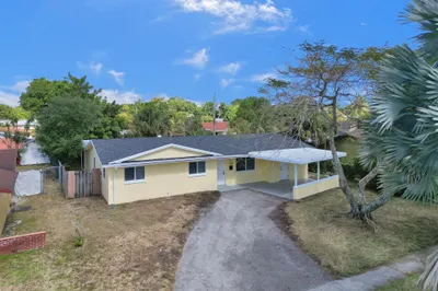 1440 NW 55th Avenue 1