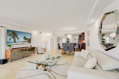 3121 NE 51st Street #305e 1