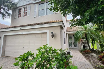 180 Kensington Way 1