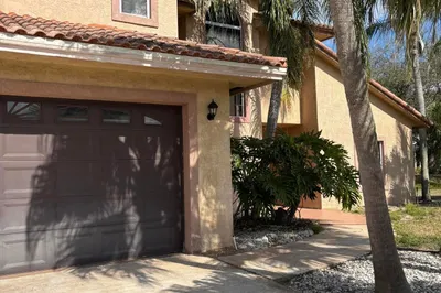 3710 Promenade Way 1