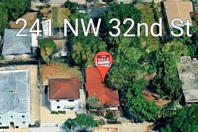 241 NW 32nd St 1