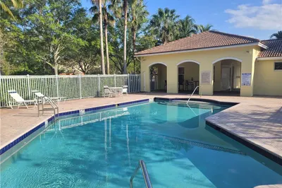 59 SE Palermo Court #204 1