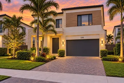336 NE 210th Way 1