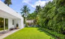 228 Seabreeze Avenue Photo