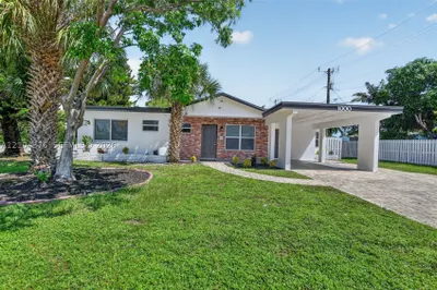 1000 SE 2nd Ave 1