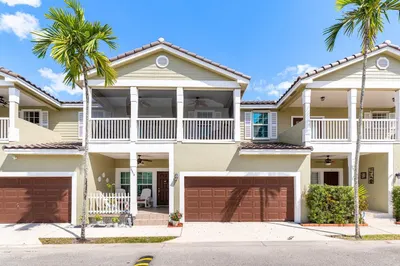 10512 NW 56th Drive 1