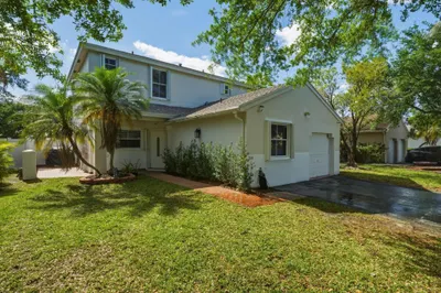 310 NW 207th Way 1