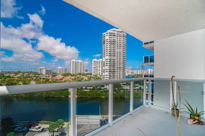 20515 E Country Club Dr #1048 1