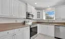 141 E Riverside Drive #8b Photo