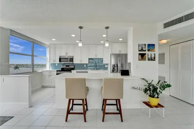 1200 NE Miami Gardens Dr #807W 1