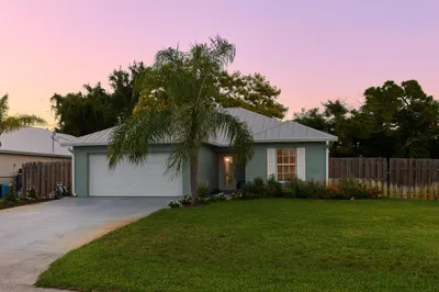 1189 NW 15th Street 1