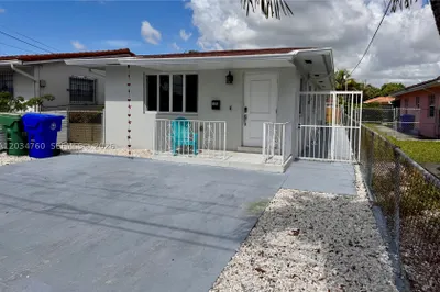 1158 NW 34th Ave #1 1