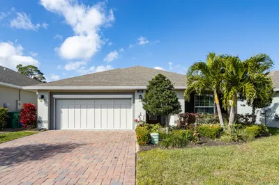 348 Sandcrest Circle 1