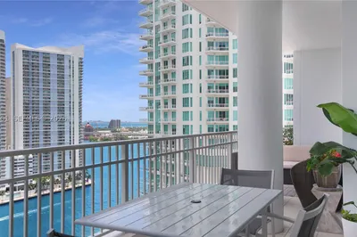 801 Brickell Key Blvd #2210 1