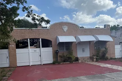 1831 SW 10th St 1