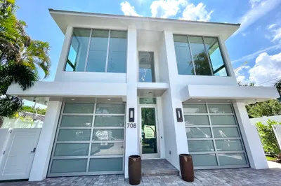708 NE 1st Court 1