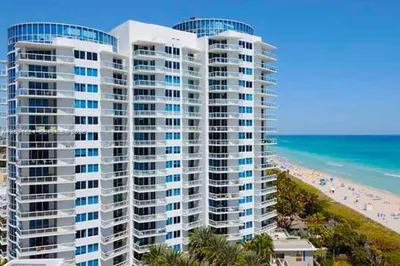 3801 Collins Ave #1102 1