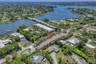 479 Tequesta Drive #7 1