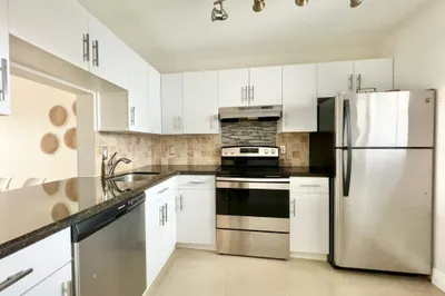 4311 Crystal Lake Drive #417 1