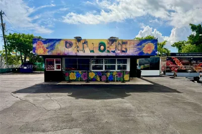 2899 NW 7th Ave 1