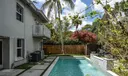 725 NE 76th St Photo