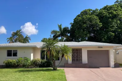 4628 NW 45th Ct 1
