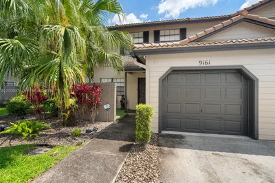 9161 Vineyard Lake Dr #9161 1