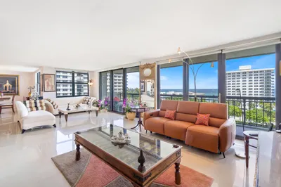 2003 N Ocean Boulevard #902 1