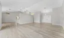 5809 Sun Pointe Circle Photo