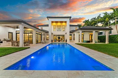 overlooking 120' of Jupiter's most scenic water vi