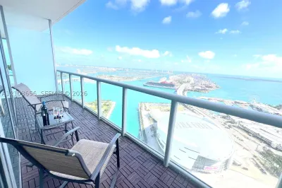 888 Biscayne Blvd #4807 1