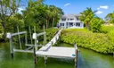 202 E Riverside Drive Photo