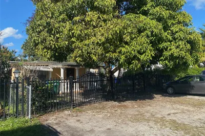 249 NW 102nd St 1
