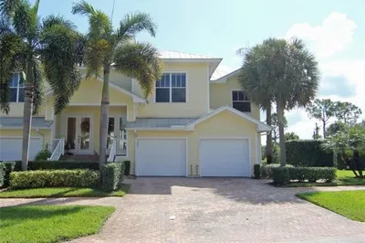 3485 SW Sawgrass Villas Drive #6 1