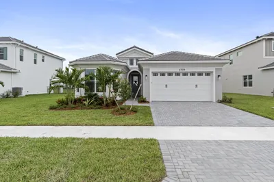 5709 Bristlecone Commons 1