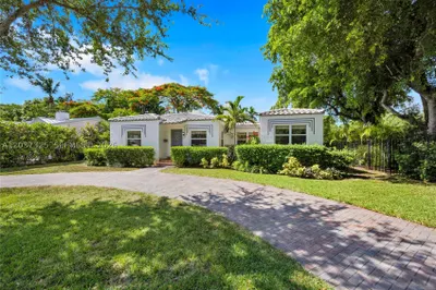 28 NW 100th St 1