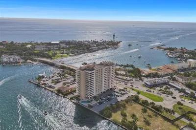 2639 N Riverside Dr #505 1